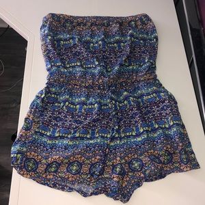 Strapless printed Romper